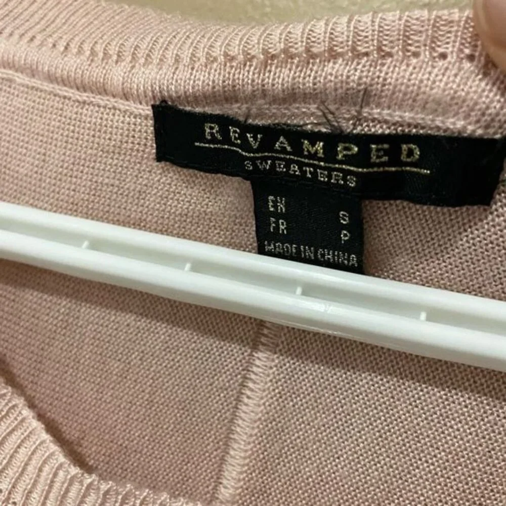 Revamped women sweater size S P - Picture 9 of 10
